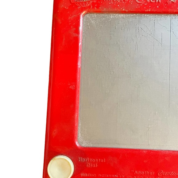 Etch A Sketch Vintage Screen 1980 Drawing Board Classic Toy Red & Gray Age 5+ - Picture 4 of 9